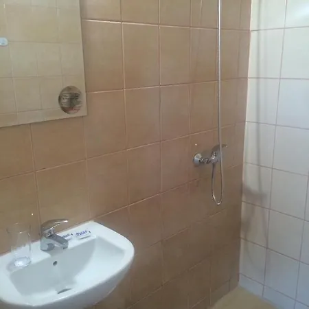 Guest Venera Приморско