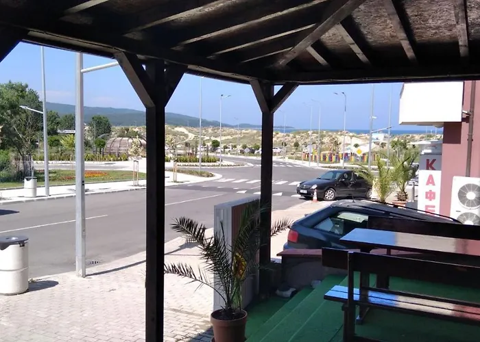 Guest Venera Приморско