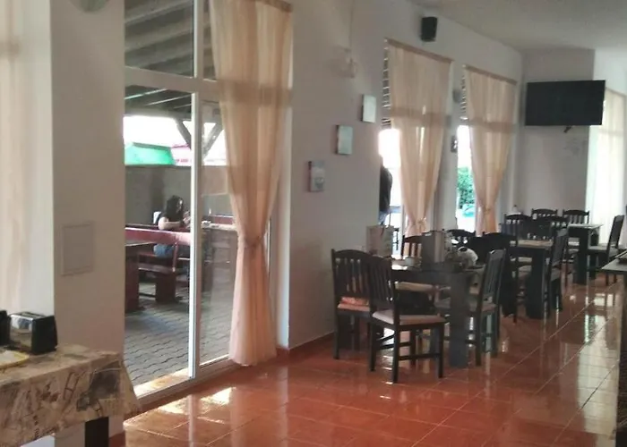 Къща за гости Guest Venera